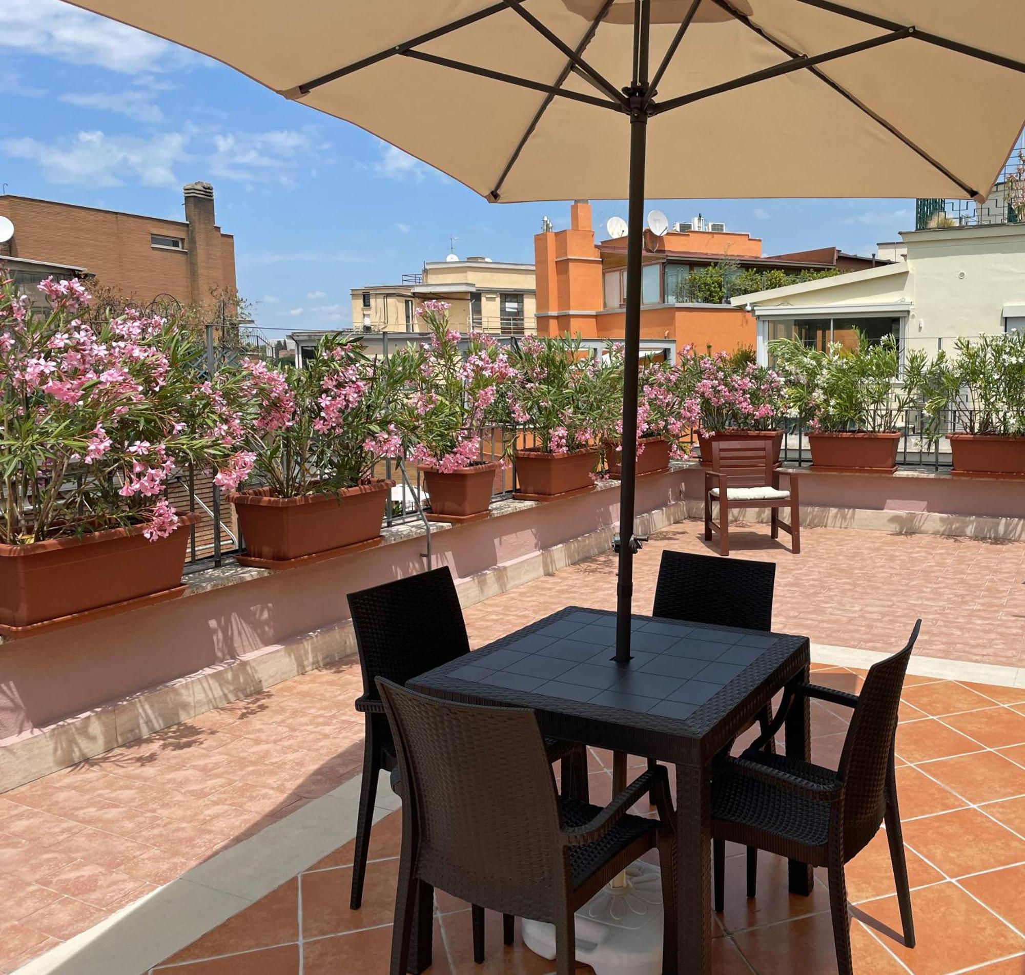 Little Aventino Bnb Rome Exterior photo